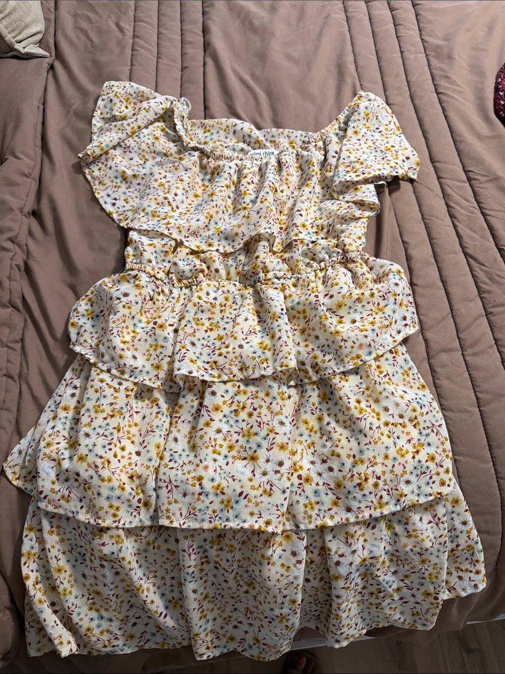 Mimi Chica White Floral Ruffle Tiered Dress